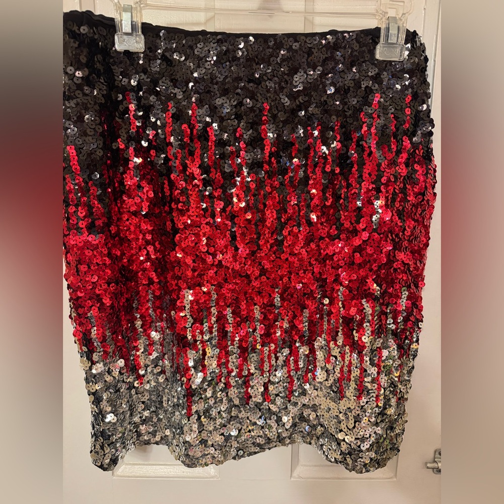 Sequin ombré mini skirt. XL